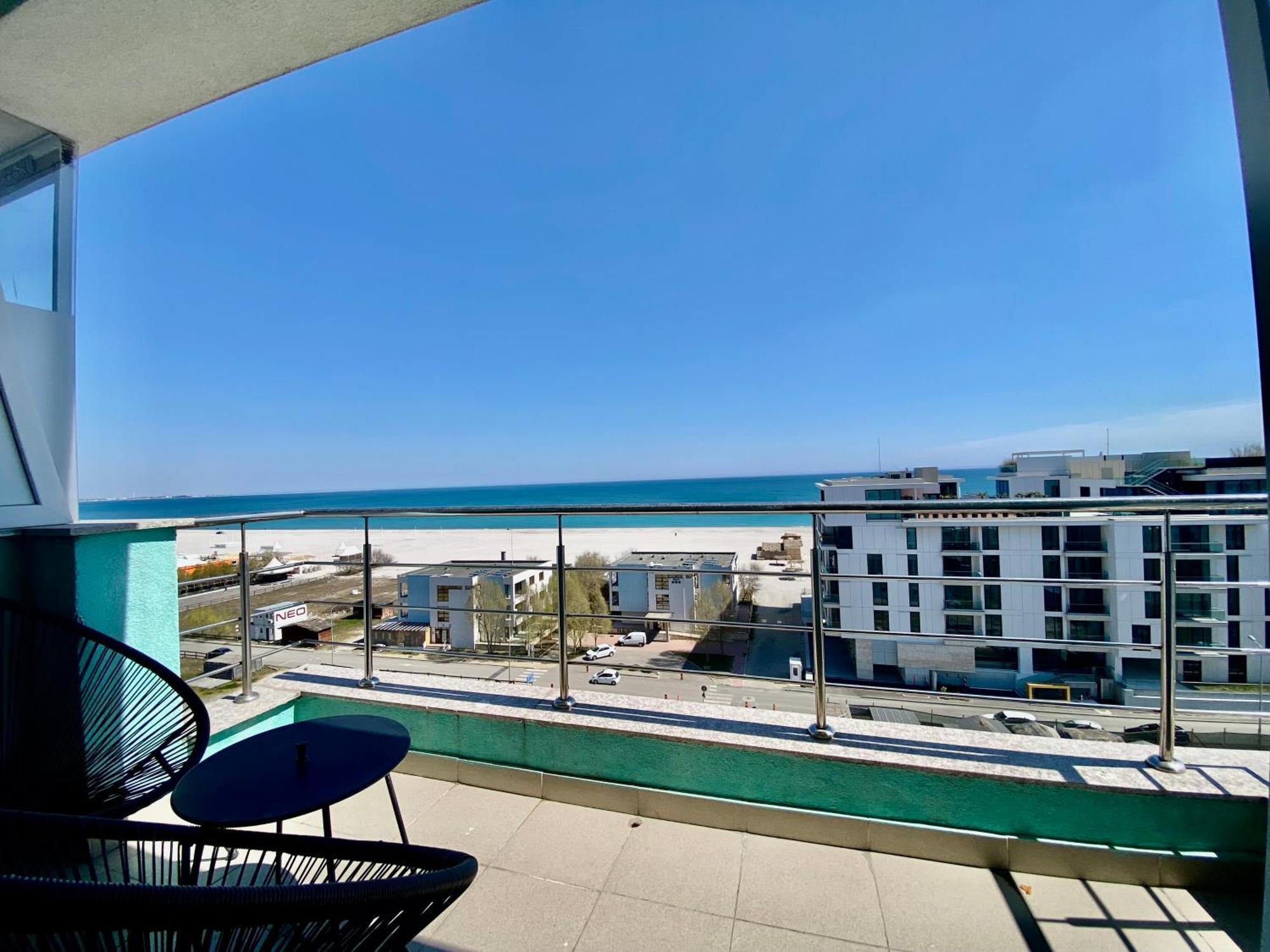 Summerland Mamaia View エクステリア 写真